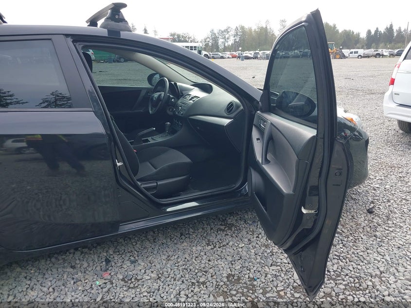 MAZDA MAZDA3 2012 VIN JM1BL1L83C1683091