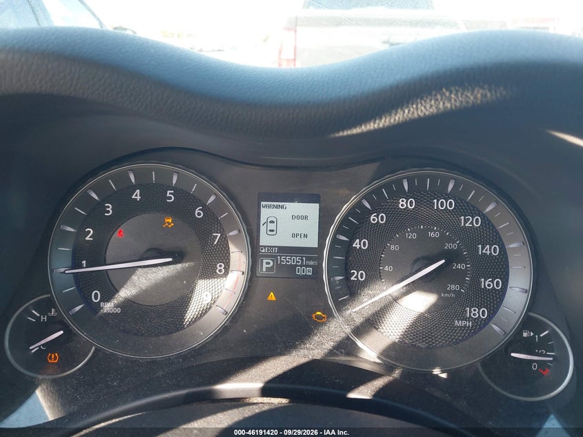 Infiniti Q70L - фото 7