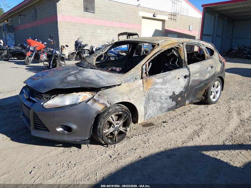 Vin: 1fadp3k26dl341121, lot: 46691478, ford focus se 20132