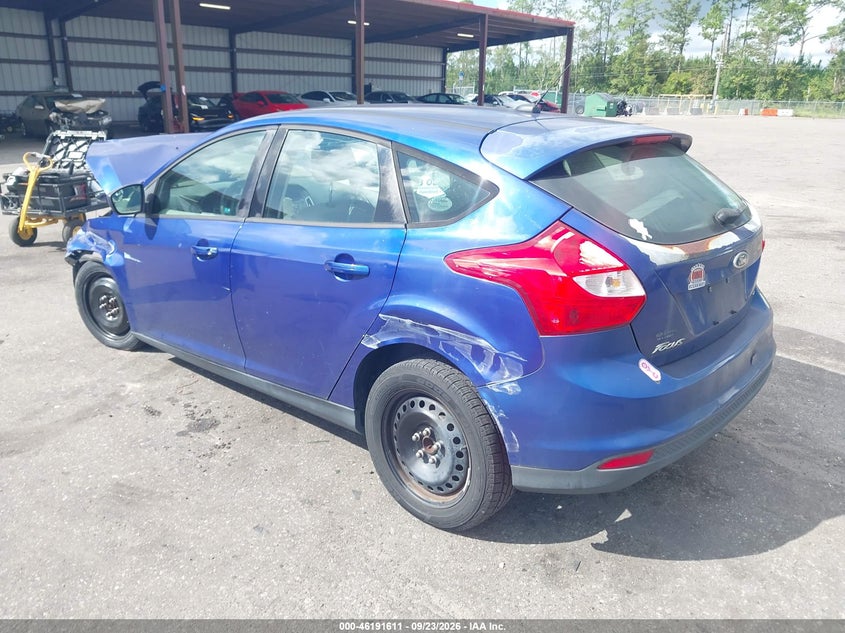 Vin: 1fahp3k24cl282294, lot: 46691495, ford focus se 20123