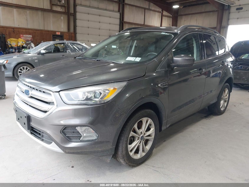 Vin: 1fmcu9hd8jud33100, lot: 46691573, ford escape sel 20182