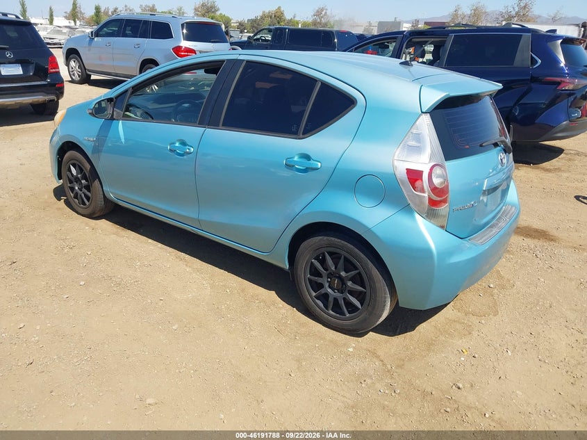 Vin: jtdkdtb35c1025657, lot: 46691672, toyota prius c two 20123