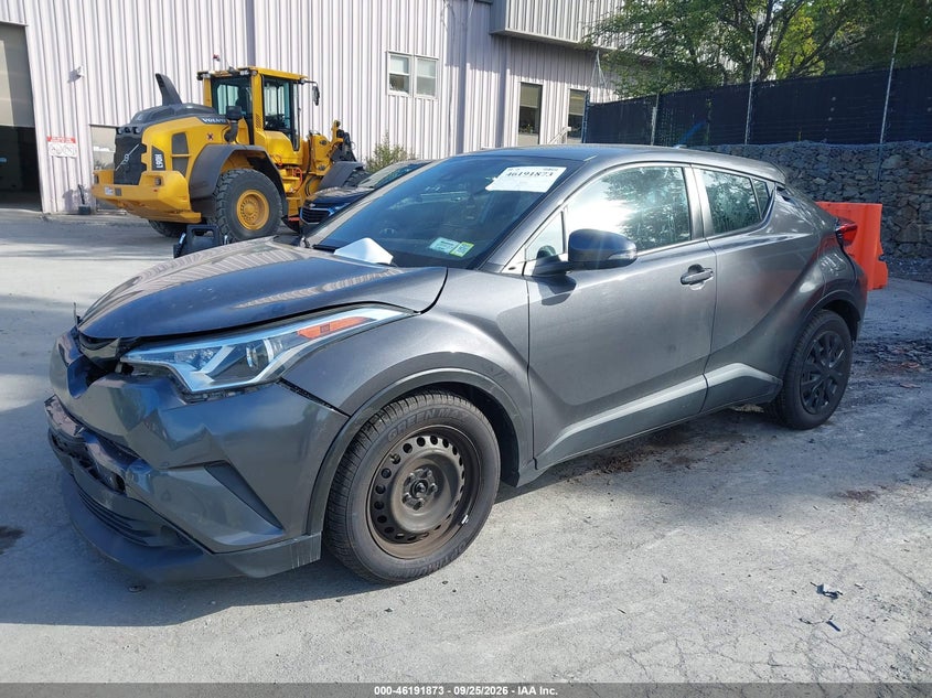 Vin: nmtkhmbx9kr077936, lot: 46691757, toyota c-hr le 20192