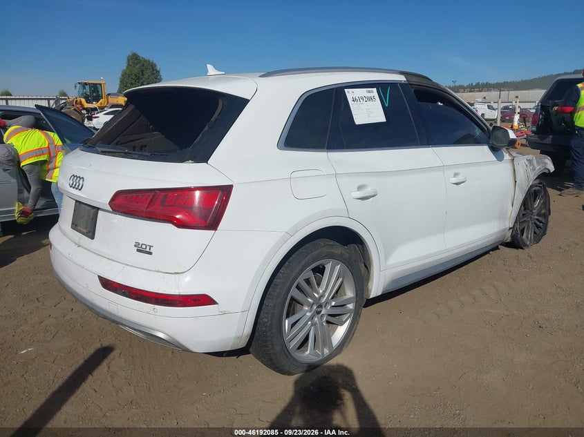 Vin: wa1cnafy1j2005998, lot: 46691969, audi q5 2.0t premium/2.0t tech premium 20184