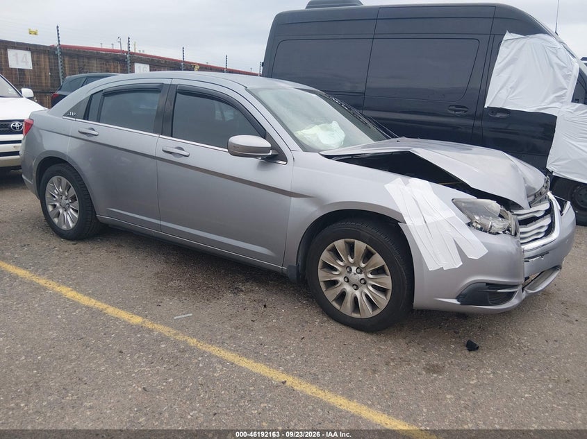 Vin: 1c3ccbab2en122678, lot: 46692047, chrysler 200 lx 2014 img_1