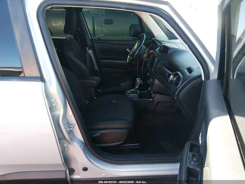 2020 JEEP RENEGADO ALTITUDE FWD · Фото 5