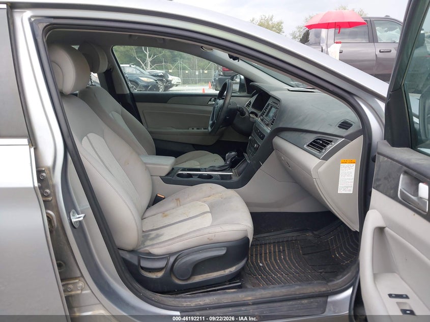 HYUNDAI SONATA HYBRID 2016 VIN KMHE24L14GA012017