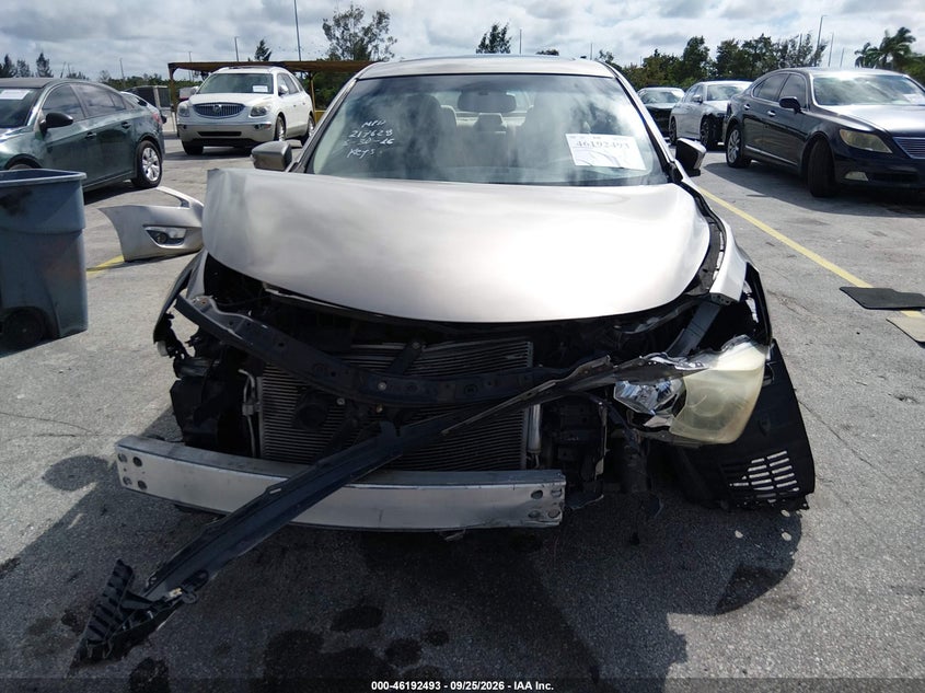 2013 NISSAN ALTIMA 2.5 SV · Фото 13