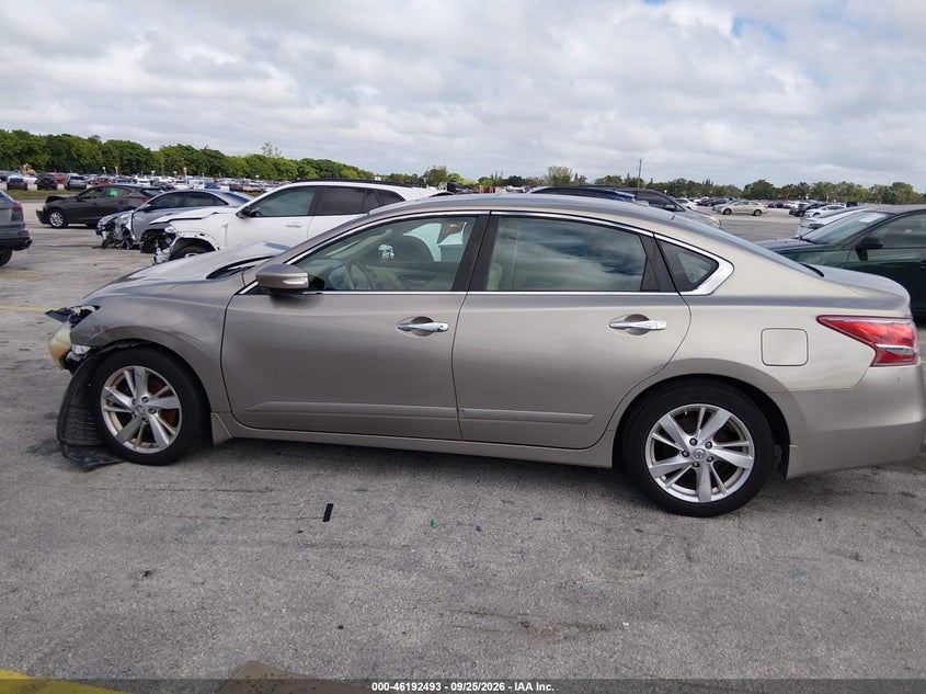 2013 NISSAN ALTIMA 2.5 SV · Фото 15