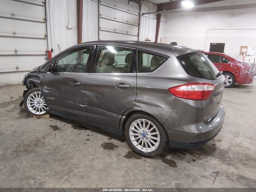 Vin: 1fadp5bu2dl519720, lot: 46692424, ford c-max hybrid sel 20133