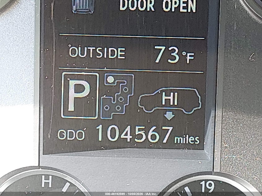 2013 LEXUS LX 570 · Фото 15