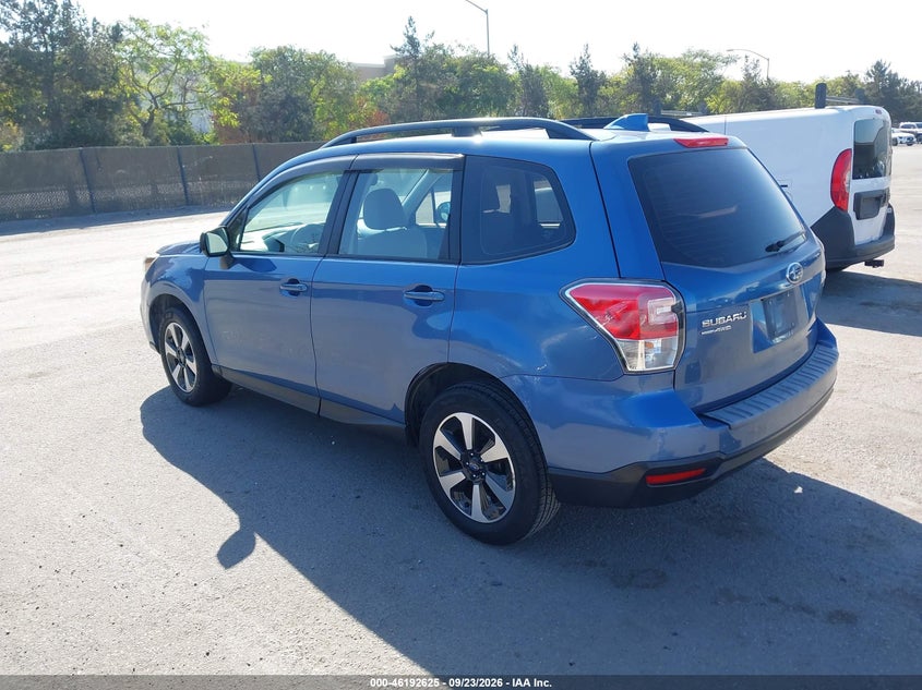 Vin: jf2sjabc6hh557710, lot: 46692509, subaru forester 2.5i 20173