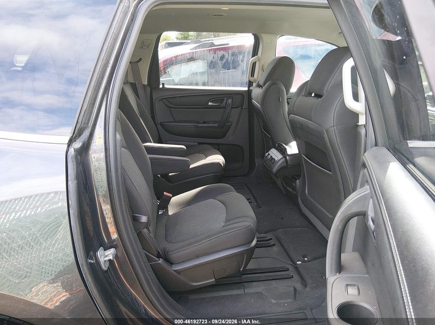 CHEVROLET TRAVERSE 2013 VIN 1GNKVGKD2DJ119842