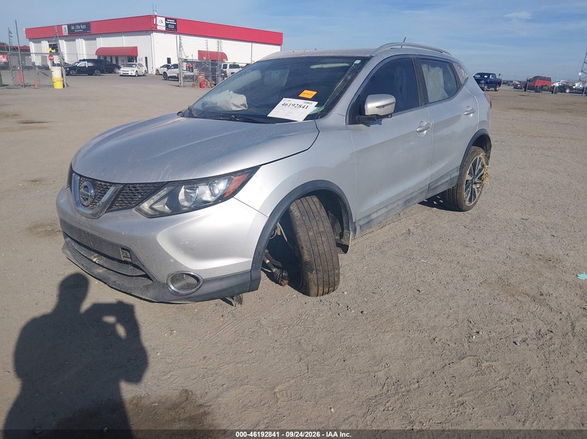 Vin: jn1bj1cp3hw020095, lot: 46692725, nissan rogue sport sl 20172