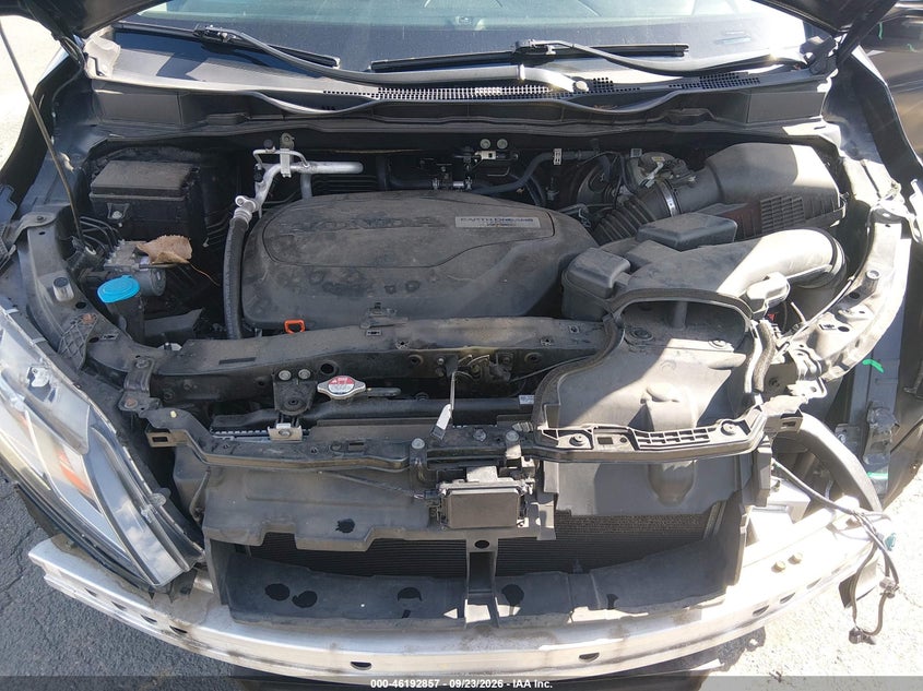 HONDA ODYSSEY 2018 VIN 5FNRL6H74JB056917
