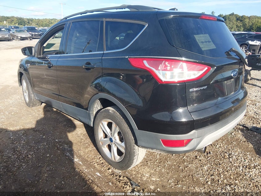 Vin: 1fmcu0gx7dua04206, lot: 46692773, ford escape se 20133