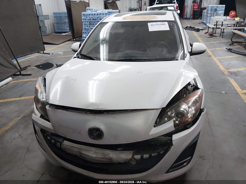 MAZDA MAZDA3 2011 VIN JM1BL1K65B1464163