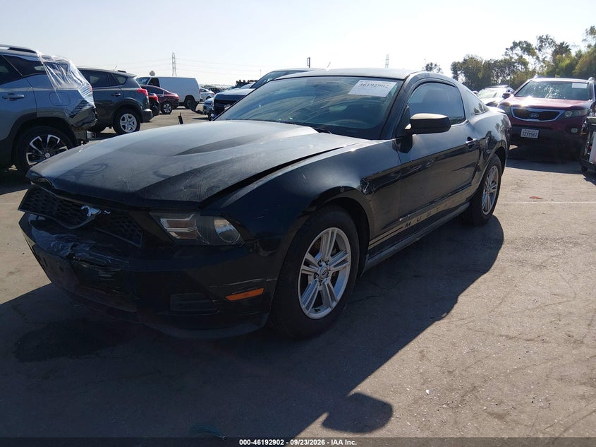 Vin: 1zvbp8am9b5156240, lot: 46692786, ford mustang v6 20112