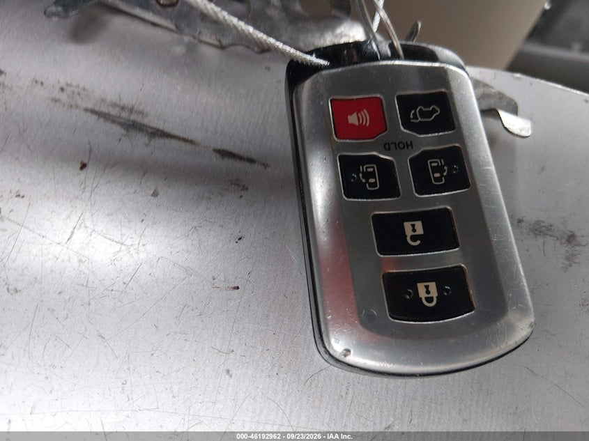 2015 TOYOTA SIENNA XLE/XLE 8 PASSENGER · Фото 11