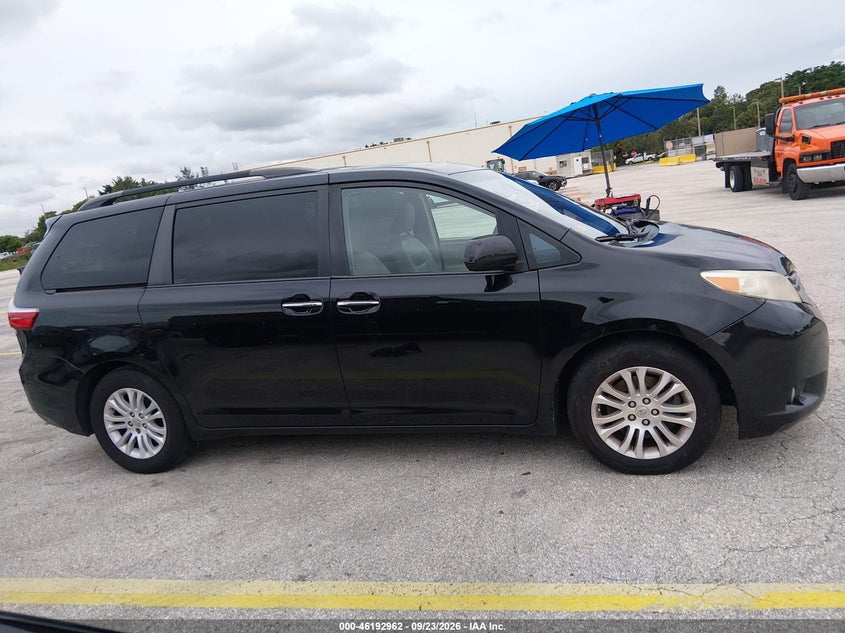 2015 TOYOTA SIENNA XLE/XLE 8 PASSENGER · Фото 14