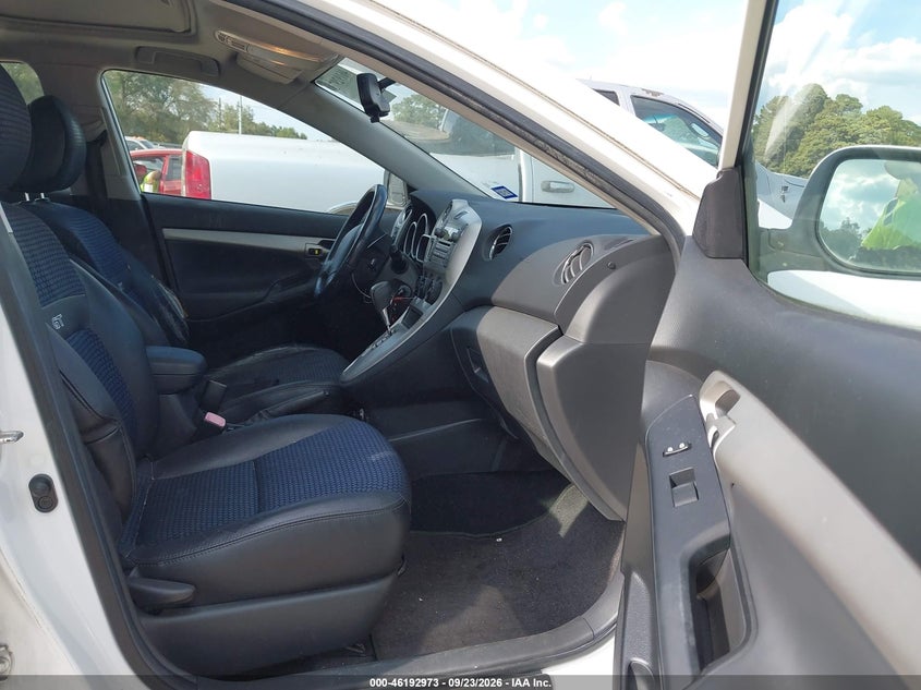 2010 PONTIAC VIBE auction photo 5