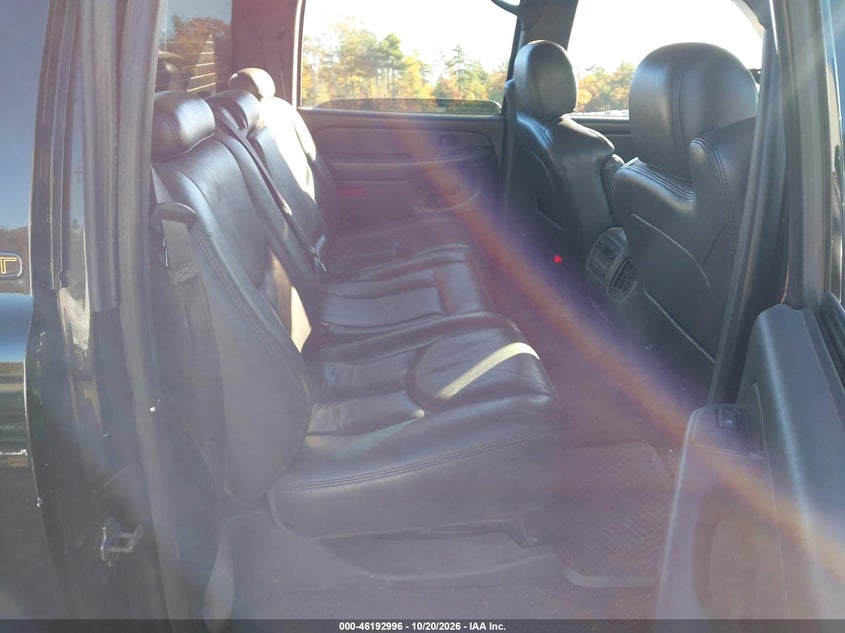 CHEVROLET SILVERADO 2500HD 2005 VIN 1GCHK23275F964430