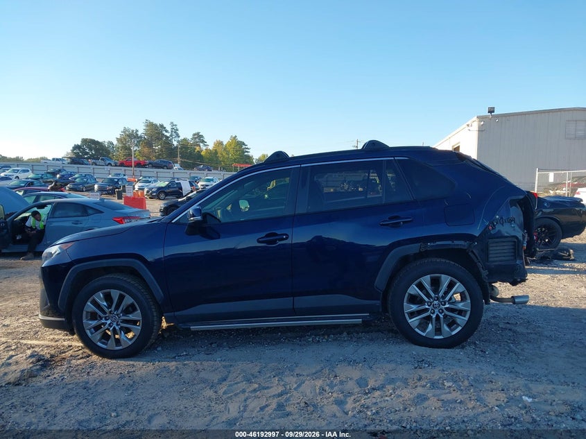 TOYOTA RAV4 - zdjęcie 15