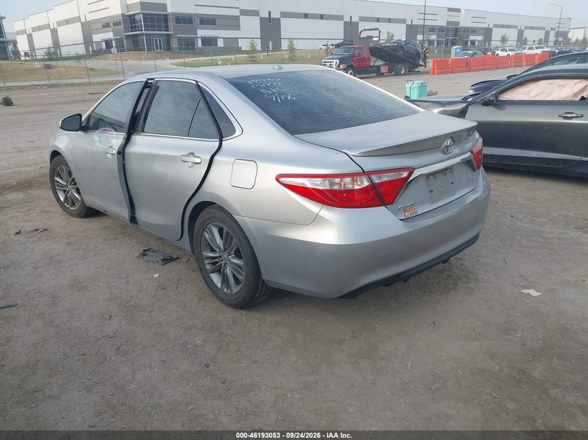 TOYOTA CAMRY - zdjęcie 3