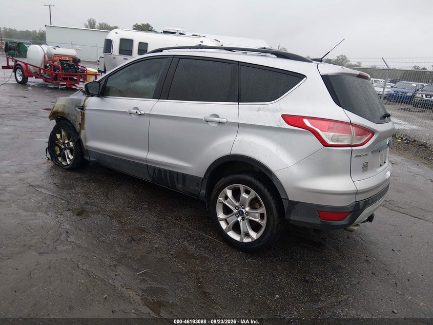 Vin: 1fmcu9hx6dud47205, lot: 46692972, ford escape sel 20133