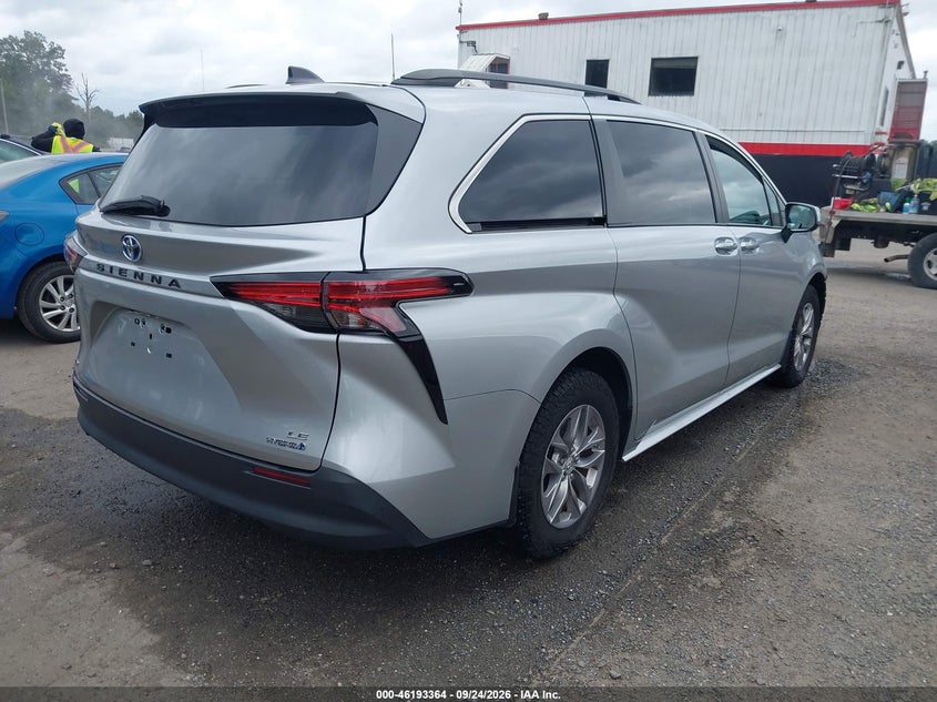 Vin: 5tdkskfc2ns050001, lot: 46693248, toyota sienna le 20224
