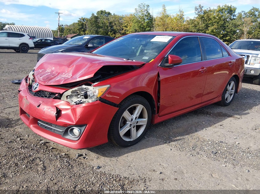 Vin: 4t1bf1fk3du654703, lot: 46693285, toyota camry se 20132