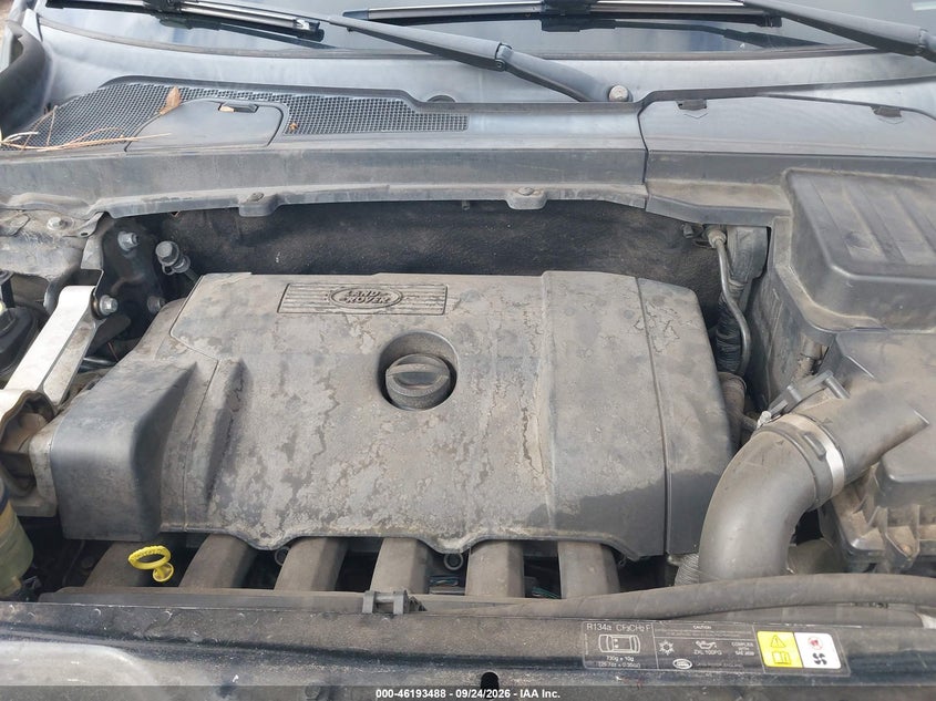2011 LAND ROVER LR2 · Фото 10