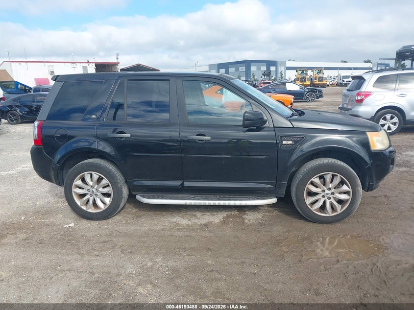 2011 LAND ROVER LR2 · Фото 12