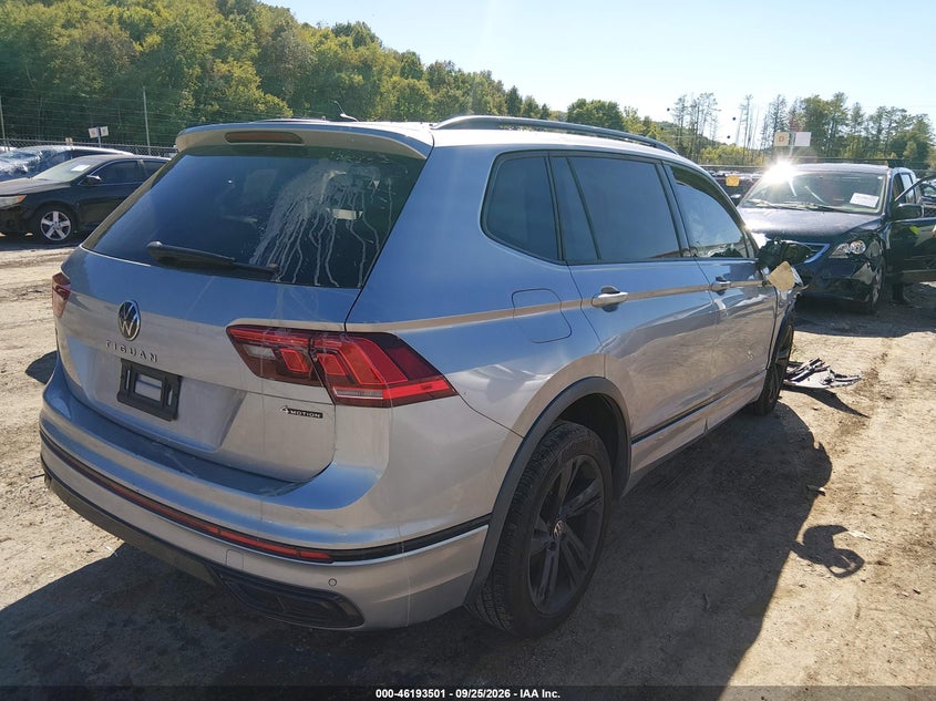 Vin: 3vv8b7ax4pm015823, lot: 46693385, volkswagen tiguan 2.0t se r-line black 20234