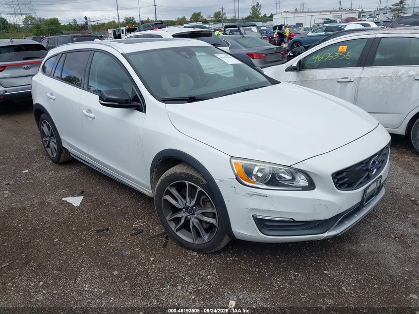 2016 VOLVO V60 CROSS COUNTRY T5