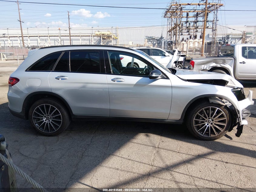 MERCEDES-BENZ GLC 300 - zdjęcie 14