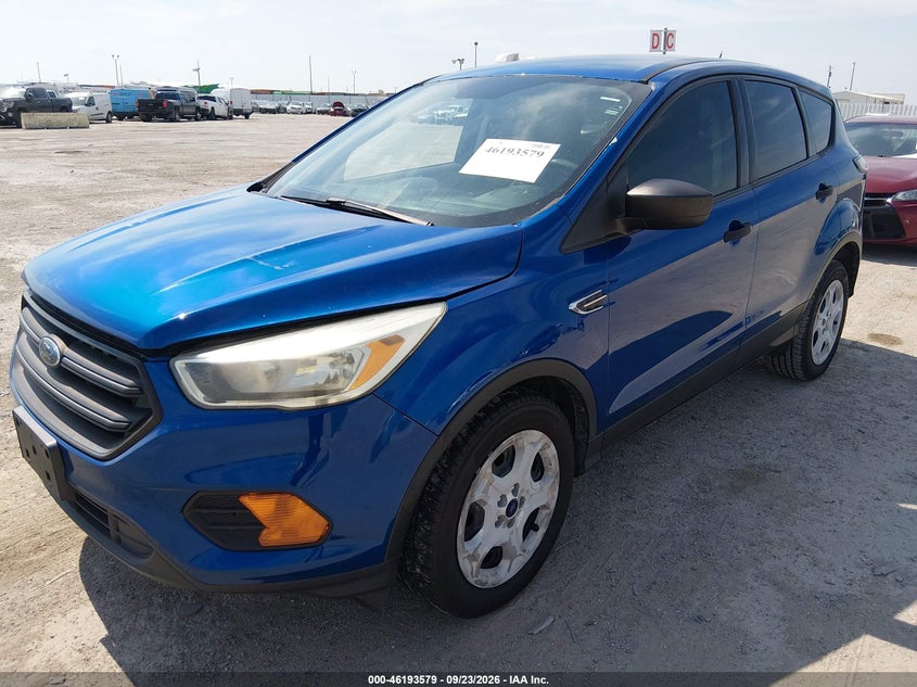 Vin: 1fmcu0f75hue07625, lot: 46693463, ford escape s 20172