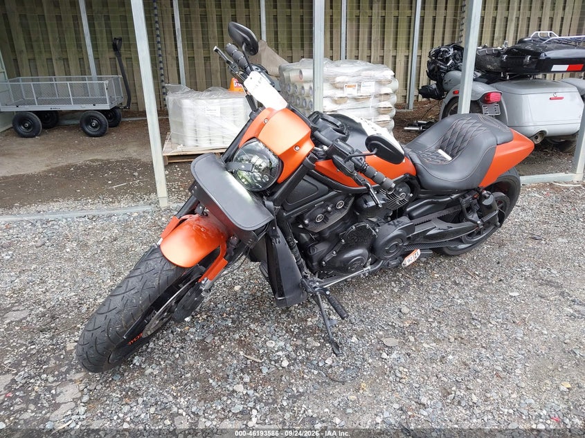 HARLEY-DAVIDSON VRSCDX 2015