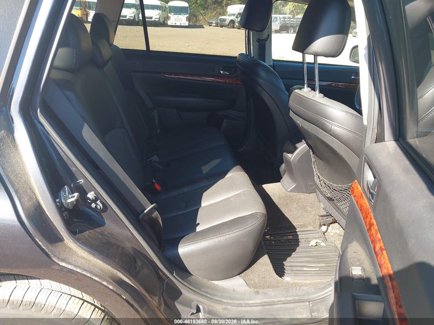 SUBARU OUTBACK 2011 VIN 4S4BRCJC0B3438460