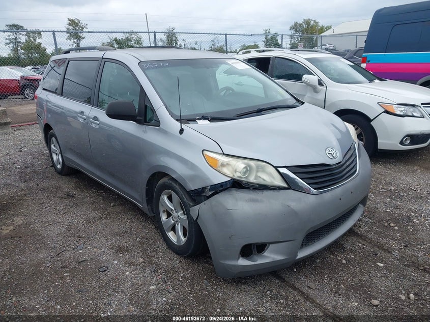 2012 TOYOTA SIENNA LE V6 8 PASSENGER