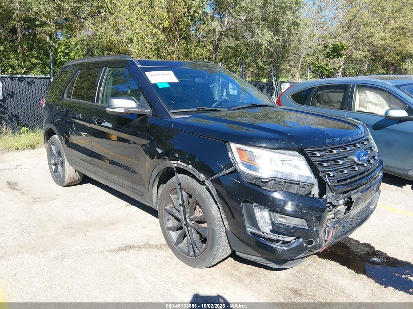 Vin: 1fm5k8d87hgd32935, lot: 46693570, ford explorer xlt 2017 img_1