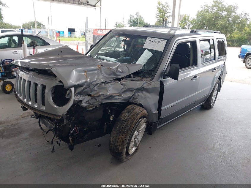 Vin: 1c4njpfa0gd640319, lot: 46693651, jeep patriot latitude 20162