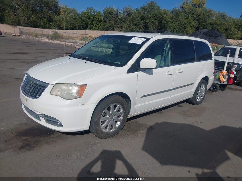 Vin: 2c4rc1bg3dr604992, lot: 46693670, chrysler town & country touring 20132
