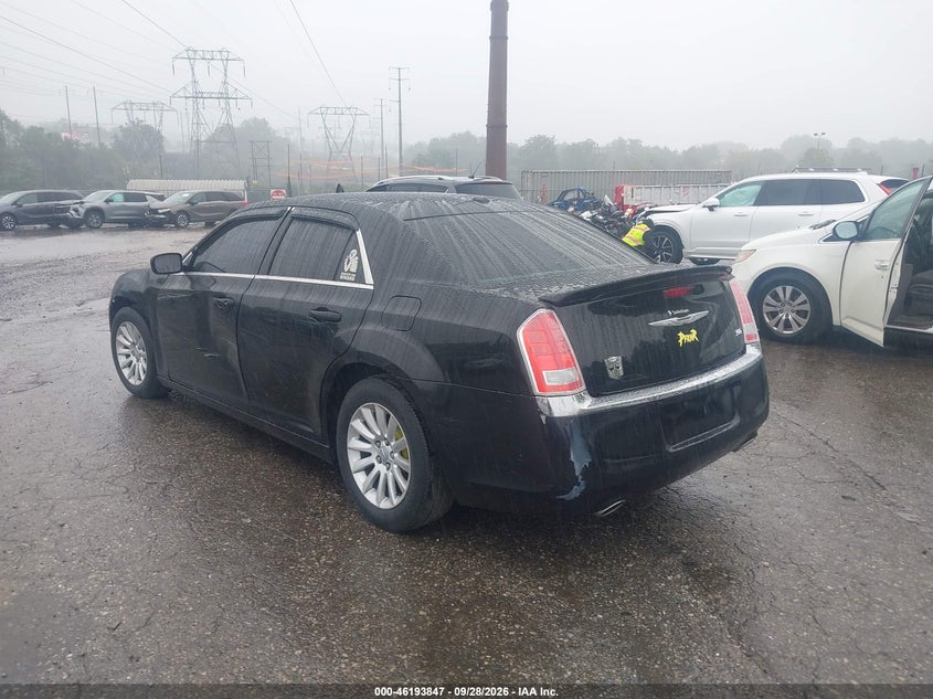 Vin: 2c3ccaag1dh533146, lot: 46693731, chrysler 300 motown 20133