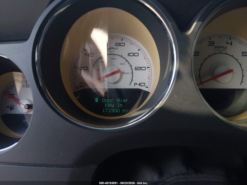 DODGE CHALLENGER 2014 VIN 2C3CDYAG8EH195588