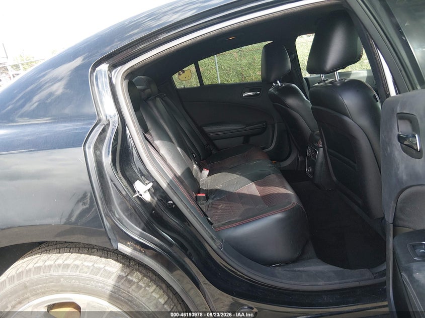 2012 DODGE CHARGER SE · Фото 8