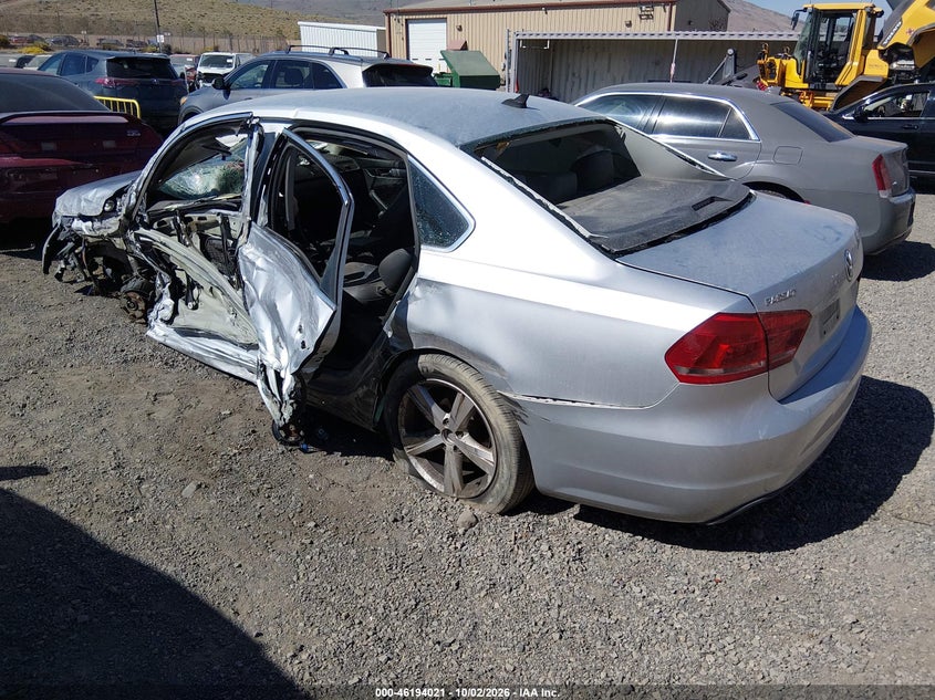 Vin: 1vwbt7a32fc025424, lot: 46693905, volkswagen passat 1.8t se 20153