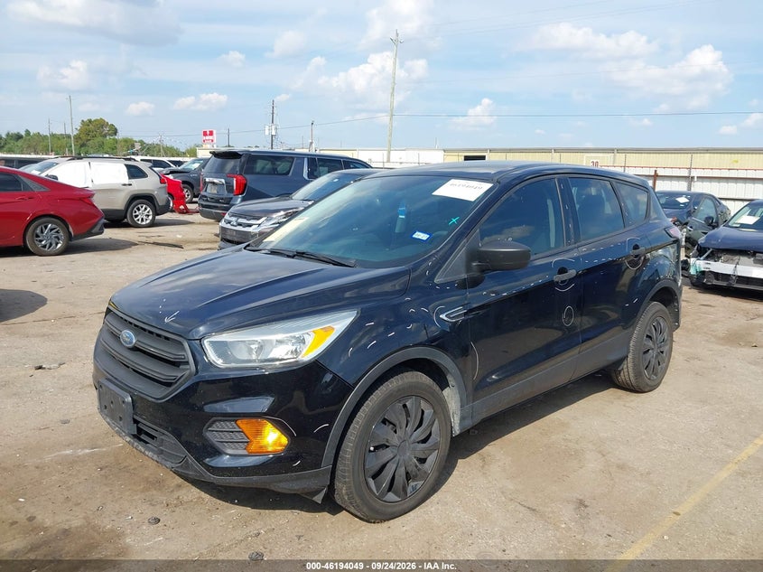 Vin: 1fmcu0f72huc95141, lot: 46693933, ford escape s 20172