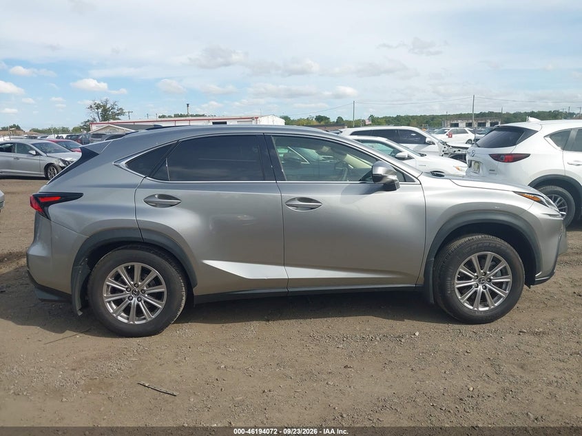 LEXUS NX 300 - zdjęcie 13