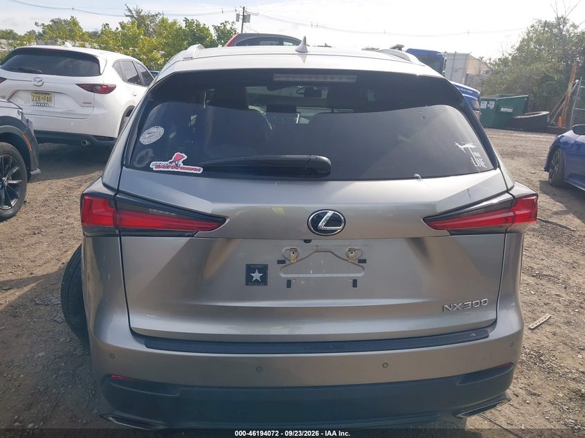 LEXUS NX 300 - zdjęcie 16